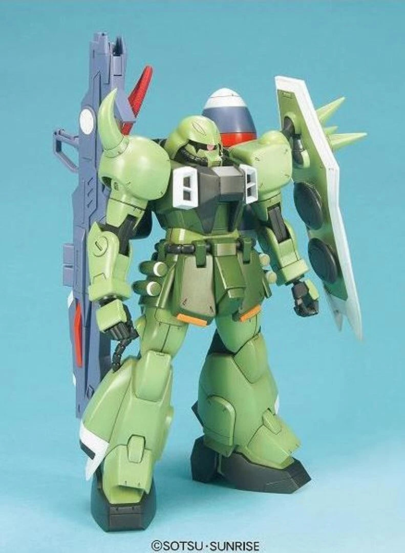 06 Zaku Warrior + Blaze Wizard & Gunner Wizard 1/100