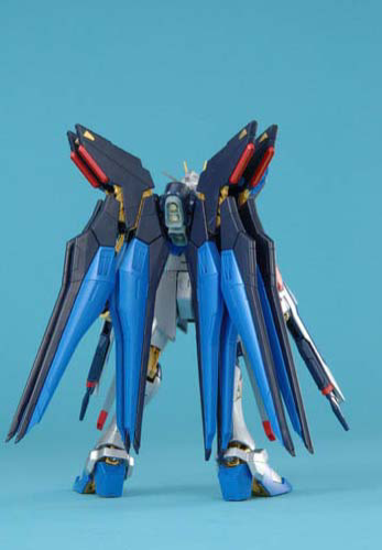 09 Strike Freedom Gundam 1/100