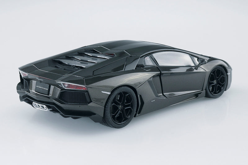 11 Lamborghini Aventador Gun Metallic Car (Pre-Painted) 1/24