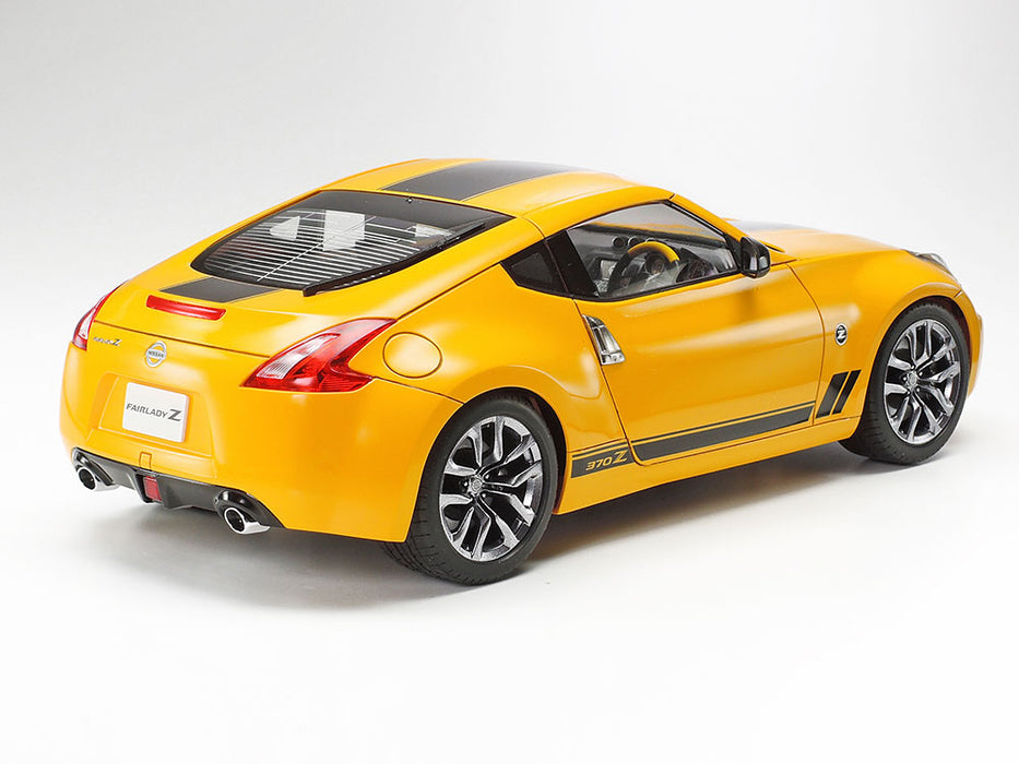 Nissan 370Z Heritage Edition 1/24