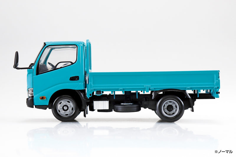 SNAP KIT #23-TE Hino Dutro Truck (Turquoise) 1/32