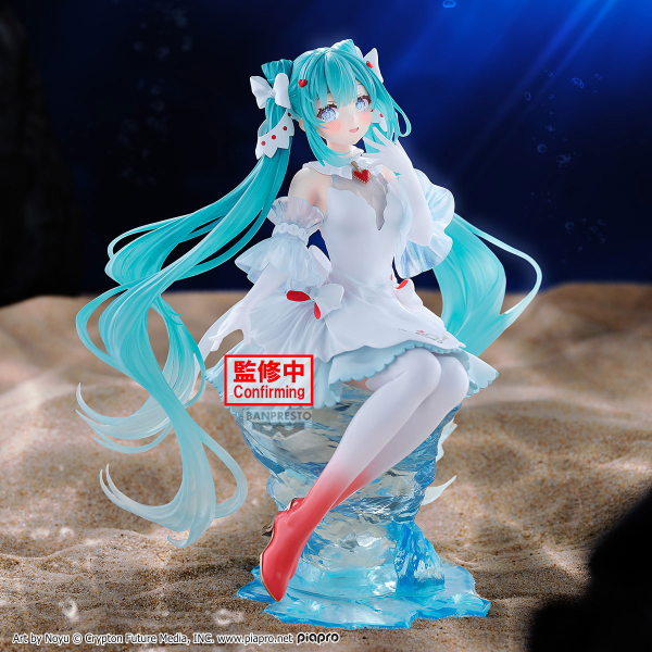 Hatsune Miku Evolve Clearluxe Clione Figure