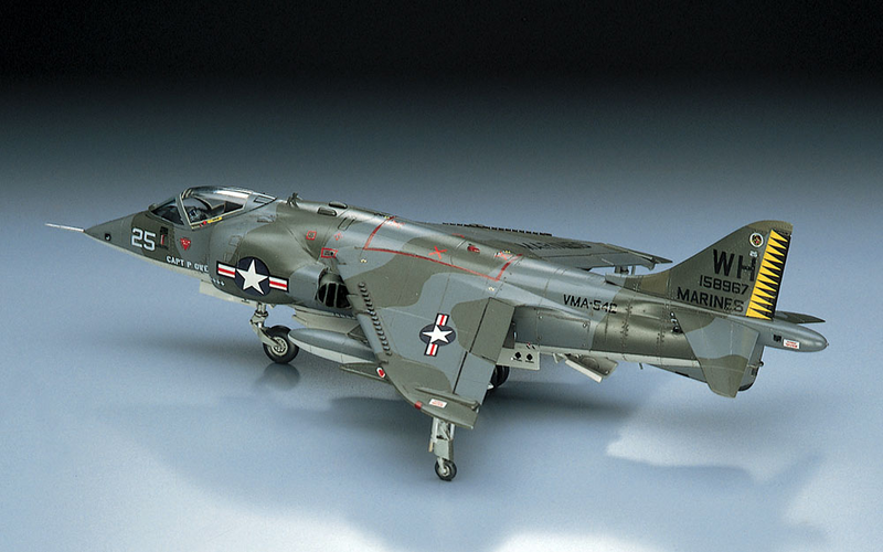 [B10] Av-8A Harrier 1/72