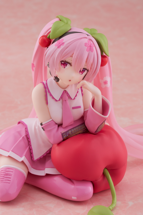 [Pre-Order END][ETA Q3 2025] Desktop Cute - Sakura Miku (Cherry Cushion Ver.) - Hatsune Miku