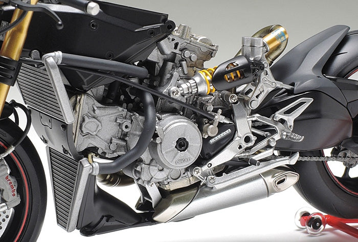 Ducati 1199 Panigale S 1/12