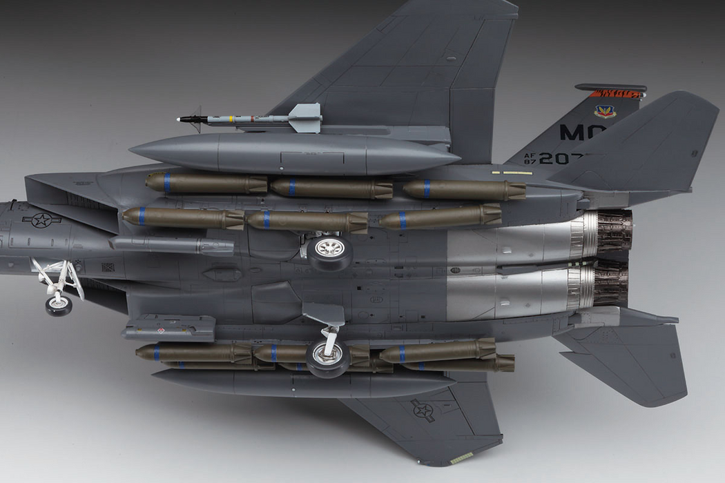 [E39] F-15E Strike Eagle 1/72