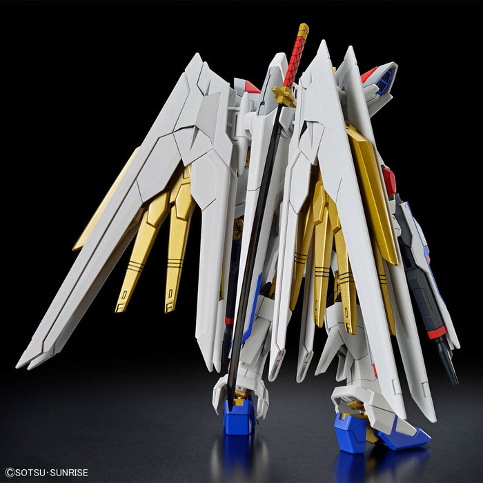 HGCE 250 Mighty Strike Freedom Gundam 1/144