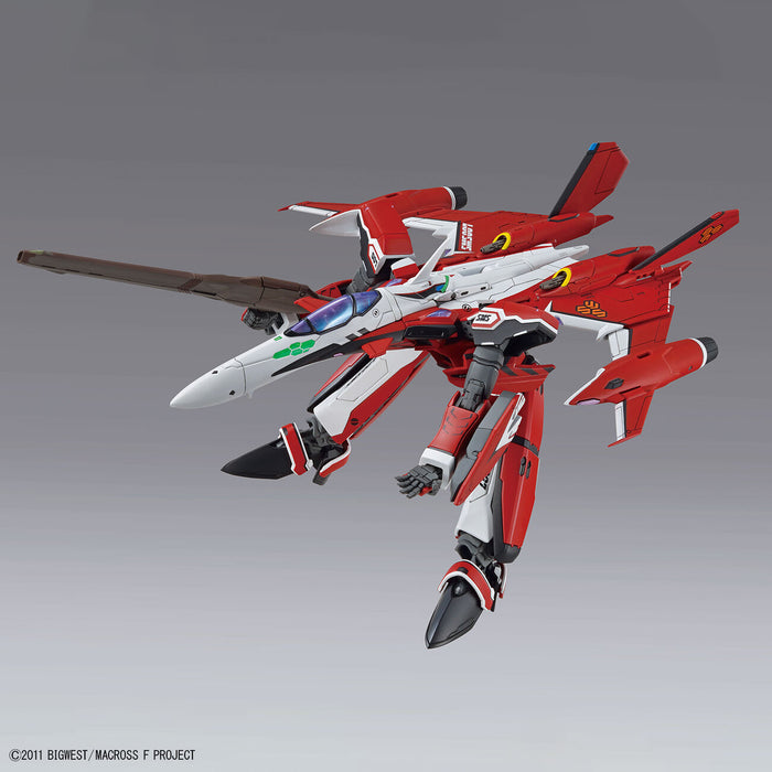 HG YF-29 Durandal Valkyrie (Alto Saotome Use) Macross Frontier 1/100