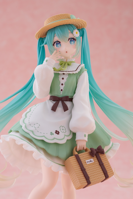 Hatsune Miku Fashion (Country Ver.)