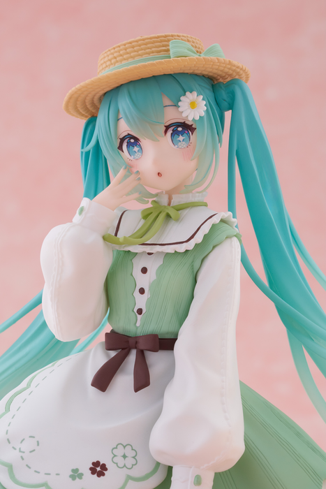 Hatsune Miku Fashion (Country Ver.)