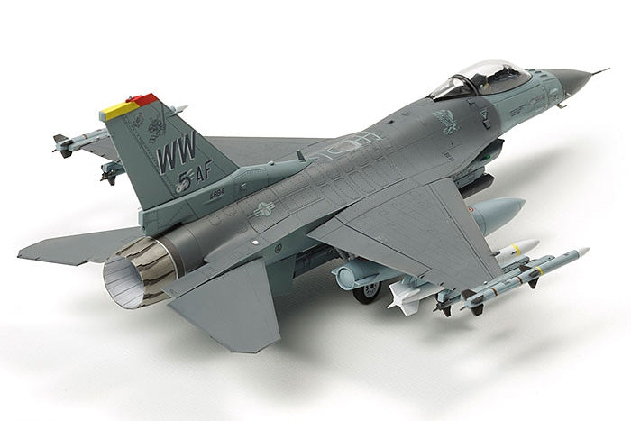 Lockheed Martin F-16CJ [Block 50] Fighting Falcon 1/72