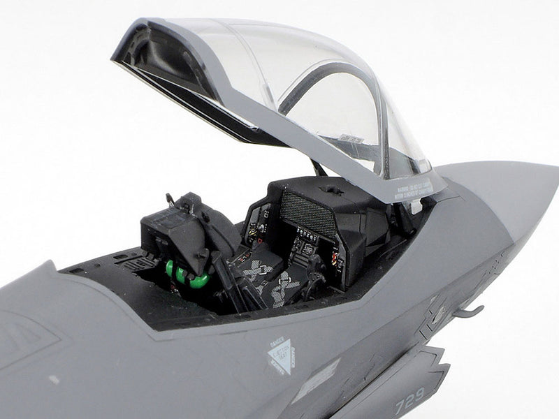 Lockheed Martin F-35A Lightning II 1/72