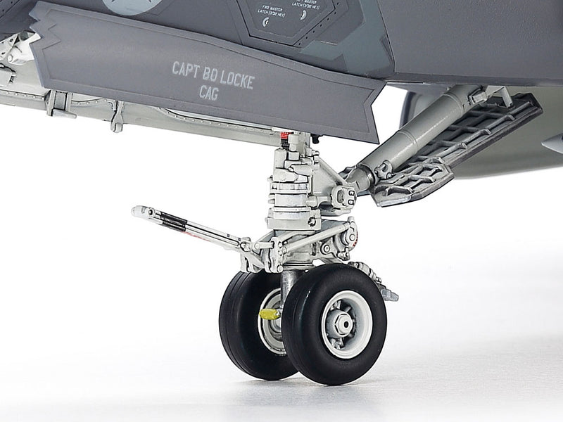 Lockheed Martin F-35C Lightning II 1/48