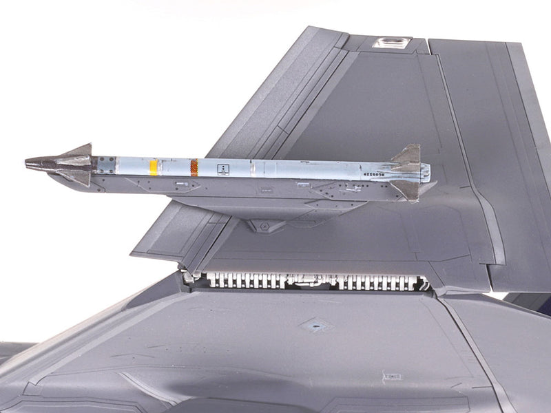 Lockheed Martin F-35C Lightning II 1/72