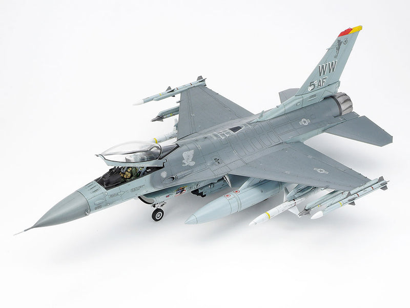 Lockheed Martin F16CJ [Block 50] Fighting Falcon 1/48