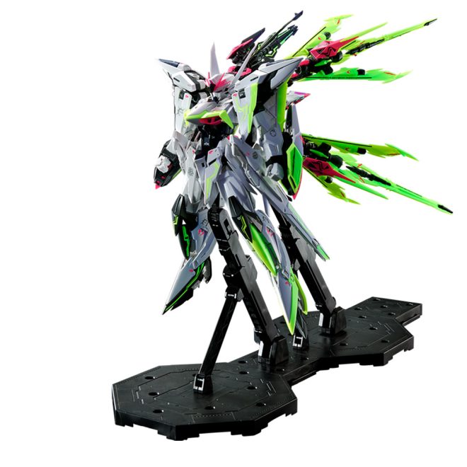MG Eclipse Gundam + Maneuver Striker [Cyberised Color] 1/100