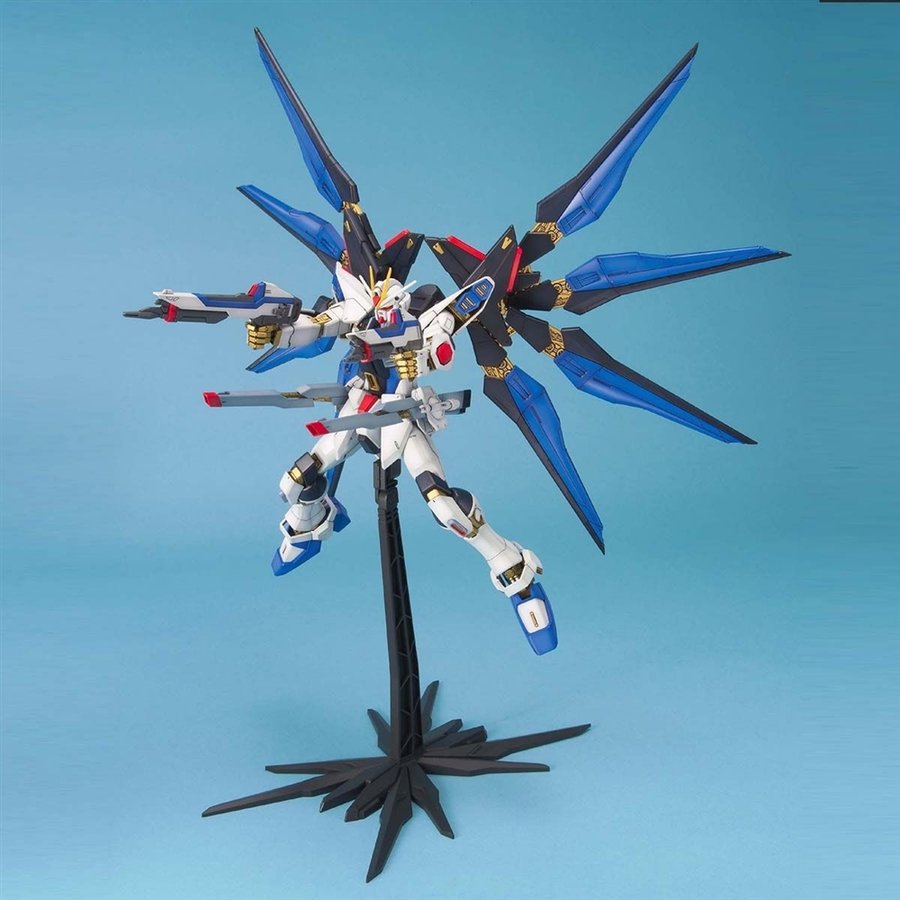 MG Strike Freedom Gundam 1/100 — Panda Hobby