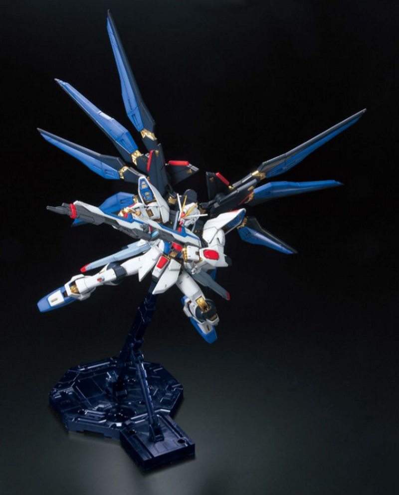 MG Strike Freedom Gundam Full Burst Mode 1/100