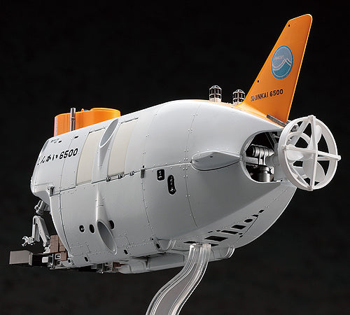 Manned Research Submersible Shinkai 6500 1/72