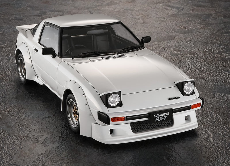 Mazda Savanna RX-7 (SA22C) Early Model (Custom Version) 1/24