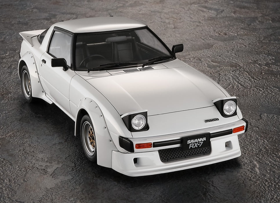 Mazda Savanna RX-7 (SA22C) Early Model (Custom Version) 1/24