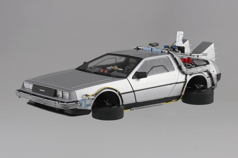 Movie Mecha - BT-02 Time Machine From Back To The Future Part II 1/24