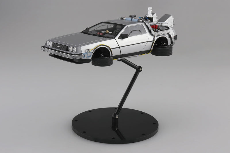 Movie Mecha - BT-02 Time Machine From Back To The Future Part II 1/24