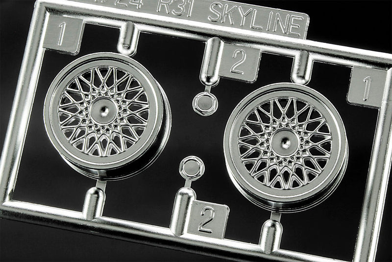 BOX DAMAGED - Nissan Skyline GTS-R (R31) Dress Up 1/24 - FINAL SALE