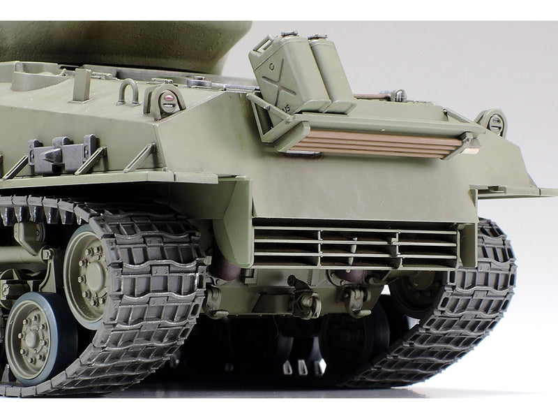 No 346 U.S. Medium Tank M4A3E8 Sherman (Easy Eight) European Theater 1/35