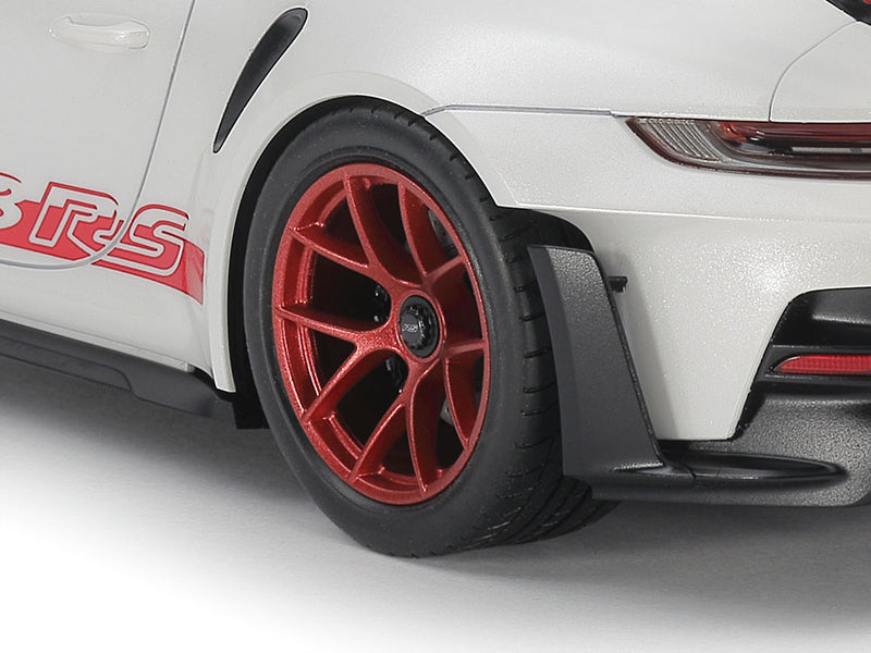 Porsche 911 GT3 RS (992) 1/24