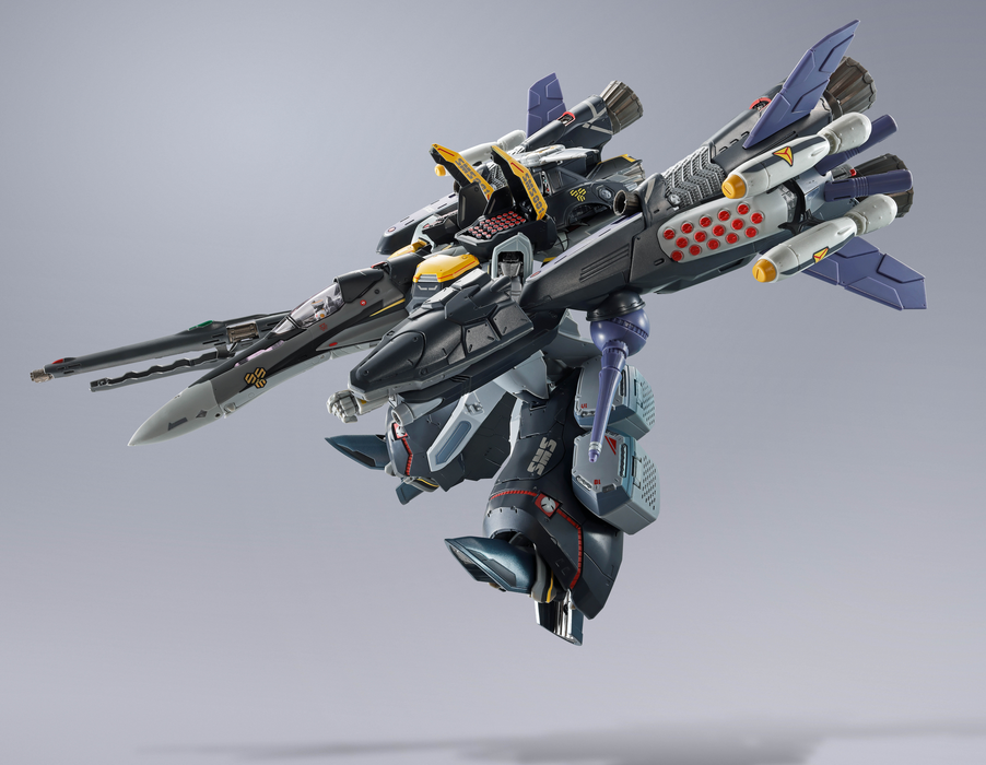 DX Chogokin - YF-25S Armored Messiah Valkyrie (Ozma Lee Use) Rivival Ver. - Macross F