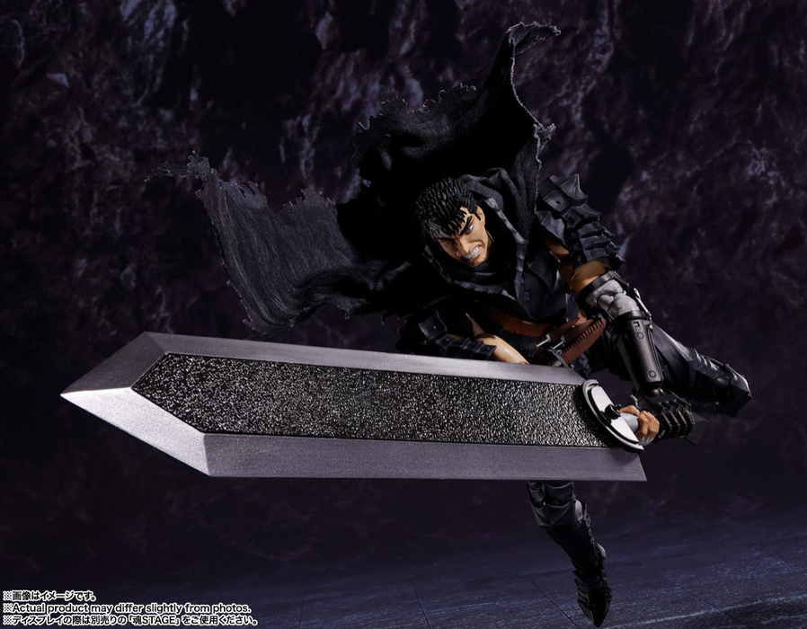 S.H.Figuarts - Guts (Berserker Armor)  - Berserk