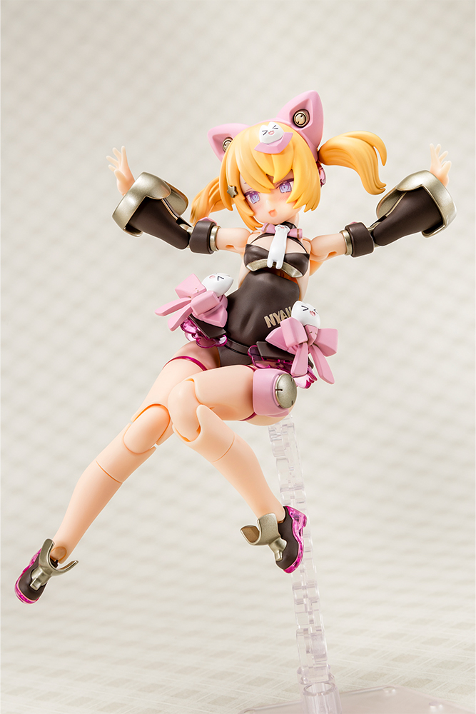 Megami Device - 26.1 Puni Mofu Kuro Mao 1/1