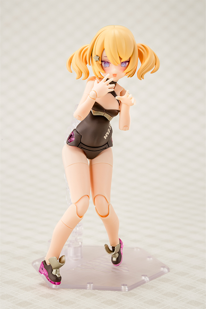Megami Device - 26.1 Puni Mofu Kuro Mao 1/1