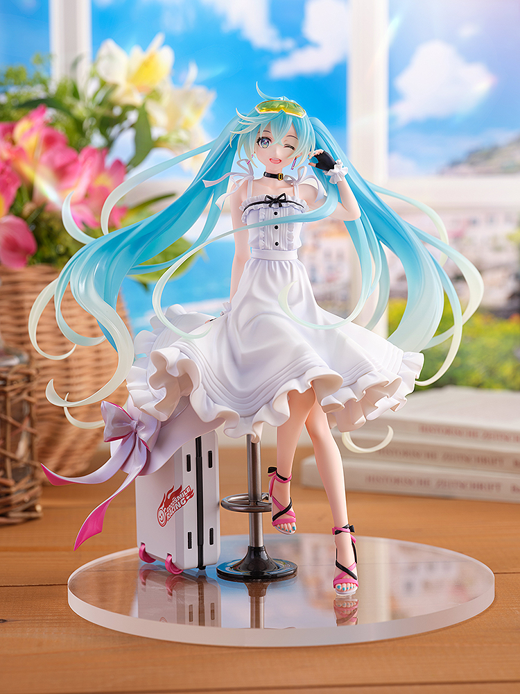 Racing Miku 2021: Vacation Style Ver. - Hatsune Miku GT Project 1/7