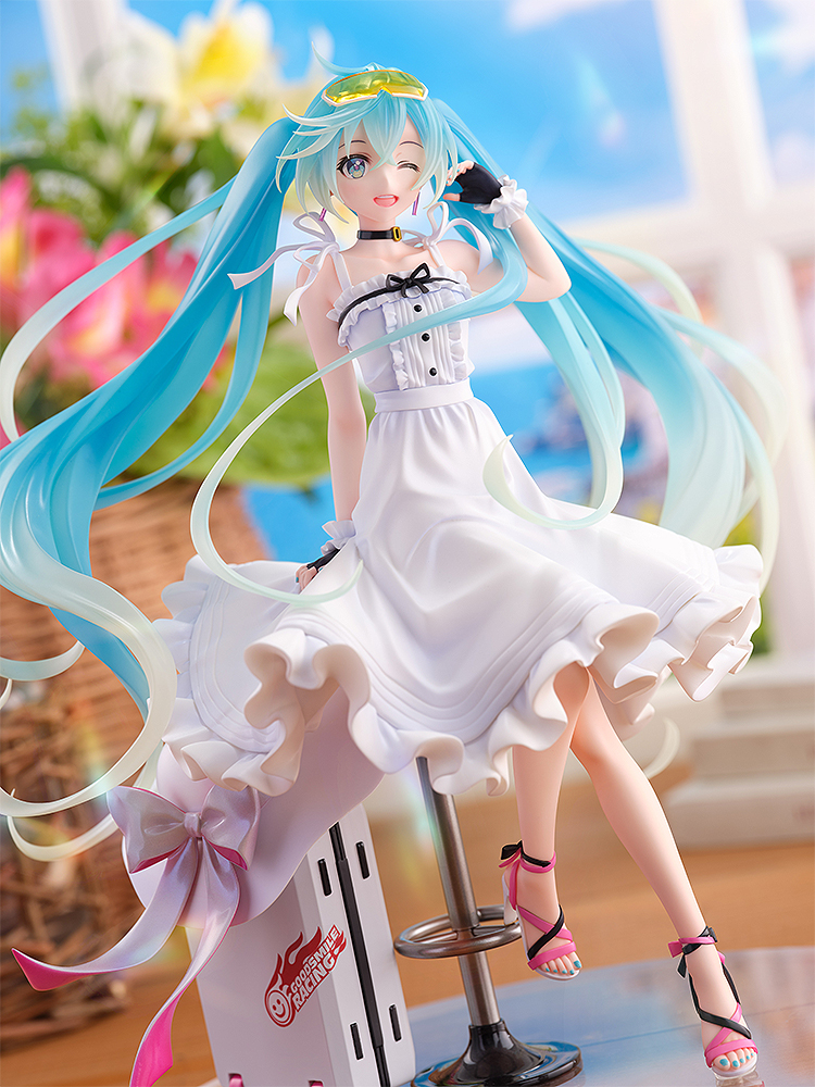 Racing Miku 2021: Vacation Style Ver. - Hatsune Miku GT Project 1/7