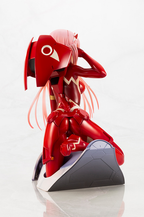 Zero Two - Darling In The Franxx 1/7