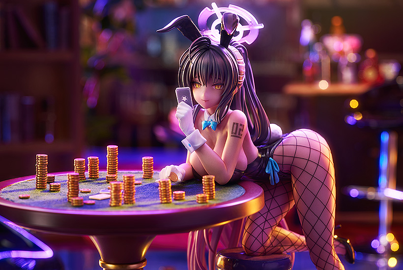 Karin Kakudate (Bunny Girl): Game Playing Ver. - Blue Archive 1/7