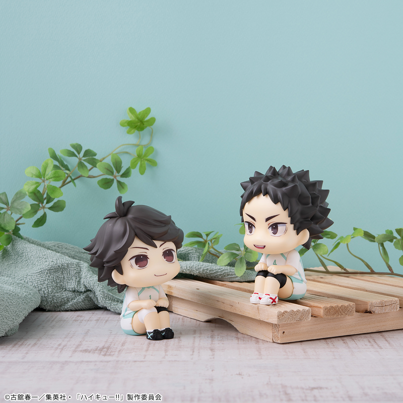 Lookup - Toru Oikawa/ Hajime Iwaizumi Uniform Ver. Set [With Gift] - Haikyu!