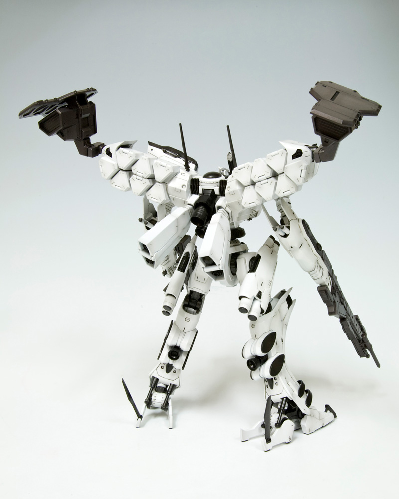 Armored Core - Lineark White-Glint 1/72