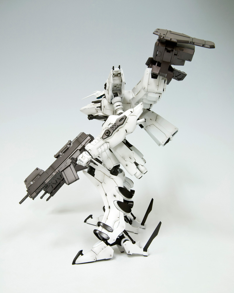 Armored Core - Lineark White-Glint 1/72