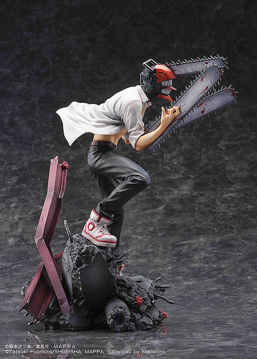 Chainsaw Man Figure - Chainsaw Man 1/7