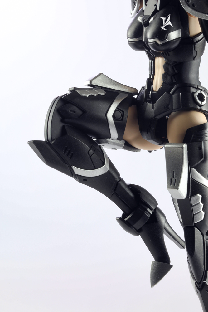 Strato Hound - ES02 Titanomachia 1/12