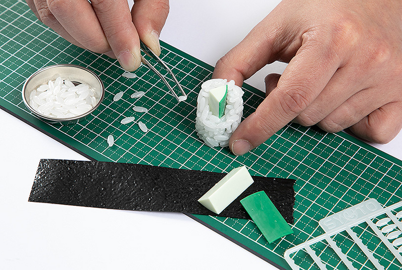 Sushi Plastic Model - 04 Ver. Kappa Maki (Cucumber Sushi Roll) 1/1