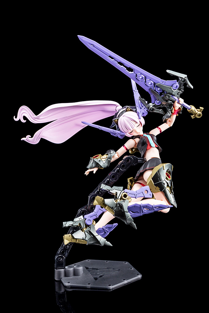 Megami Device - Buster Doll Paladin Darkness Claw 1/1