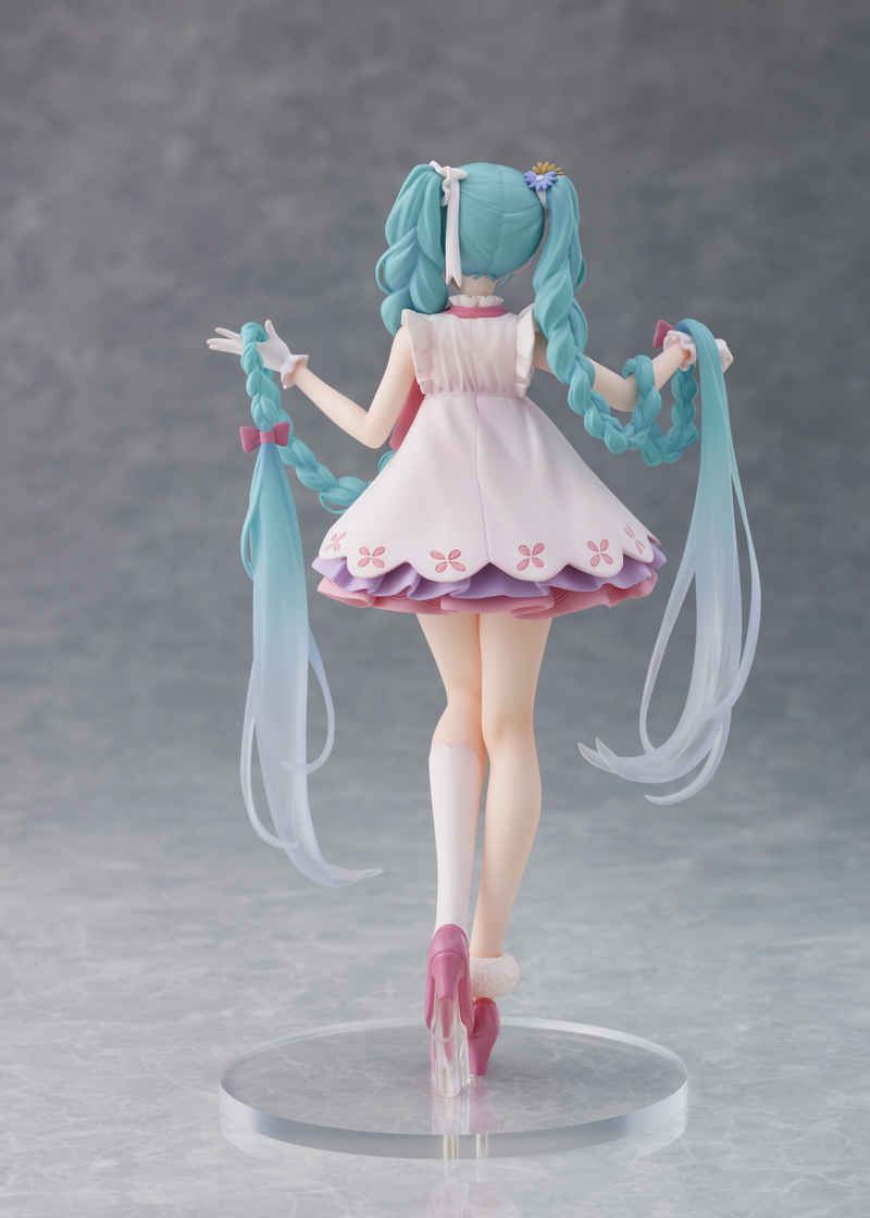 Wonderland - Rapunzel - Hatsune Miku