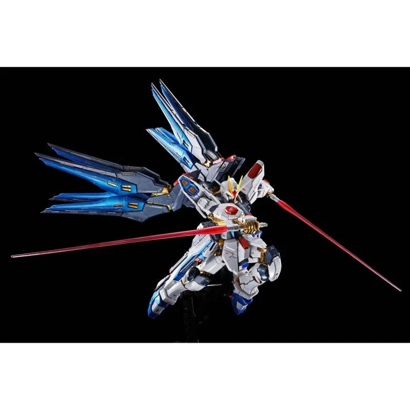 RG Strike Freedom Gundam [Titanium Finish] 1/144