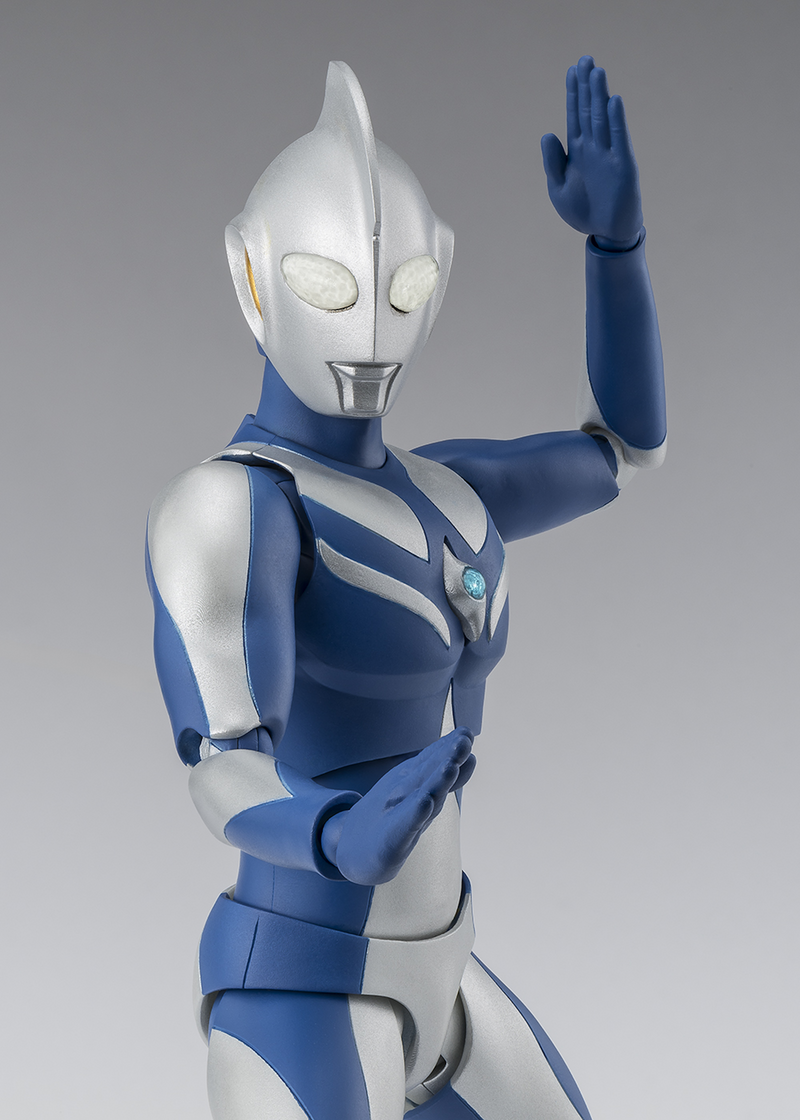 S.H.Figuarts - Ultraman Cosmos Luna Mode - Ultraman Cosmos