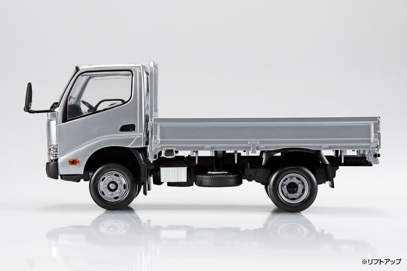 SNAP KIT #23-SR Hino Dutro Truck (Silver) 1/32