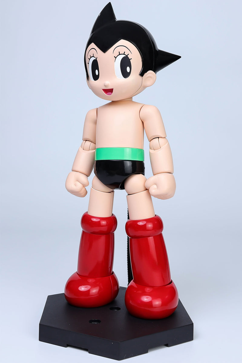 Simple Level - Astro Boy (DX Edition) W/Table & Transparent Outer Armor